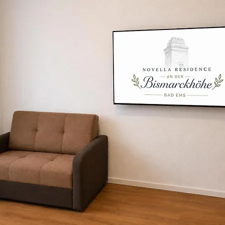 Novella An Der Bismarckhoehe *
